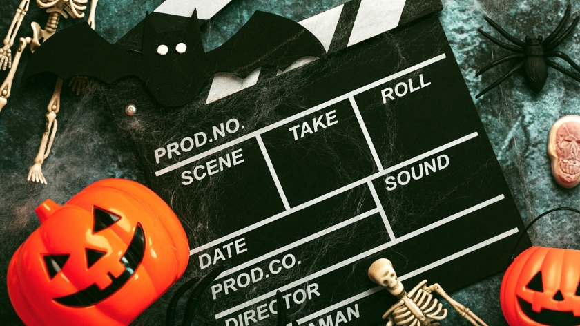 10 sugestões de filmes de terror para assistir no mês de Halloween